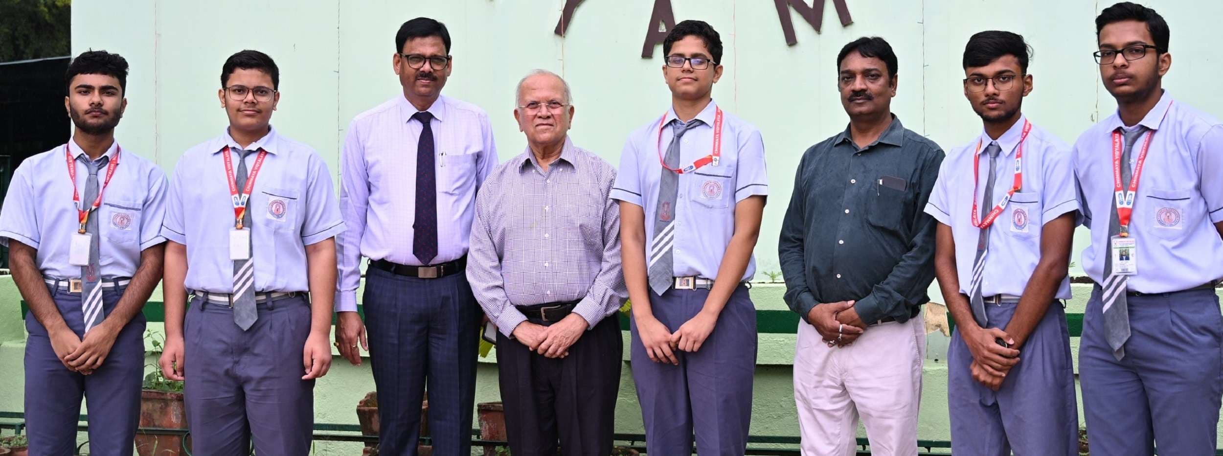 Bokaro News : चिन्मय विद्यालय : आइओक्यूएम के स्टेट टॉपर आदर्श सिंह समेत 11 विद्यार्थी सम्मानित