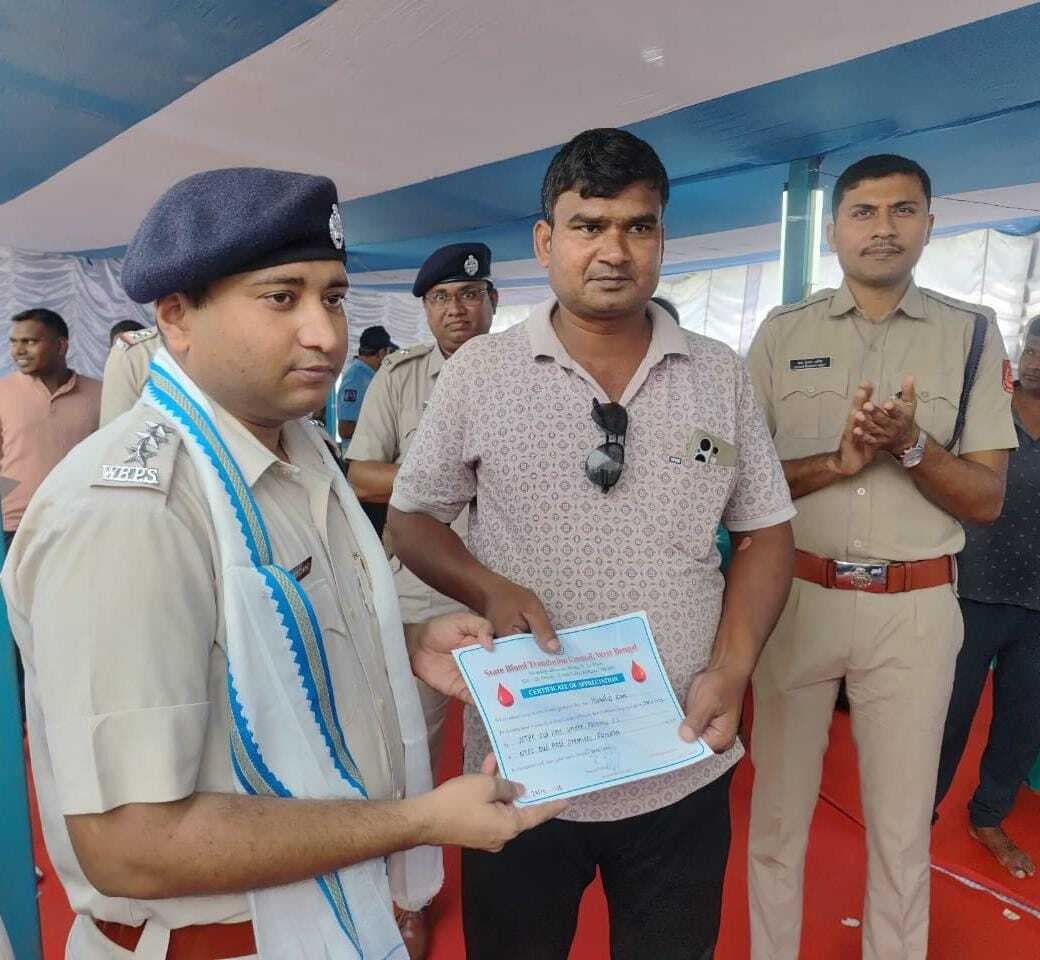 एनटीपीसी आउटपोस्ट में पुलिस द्वारा रक्तदान शिविर आयोजित