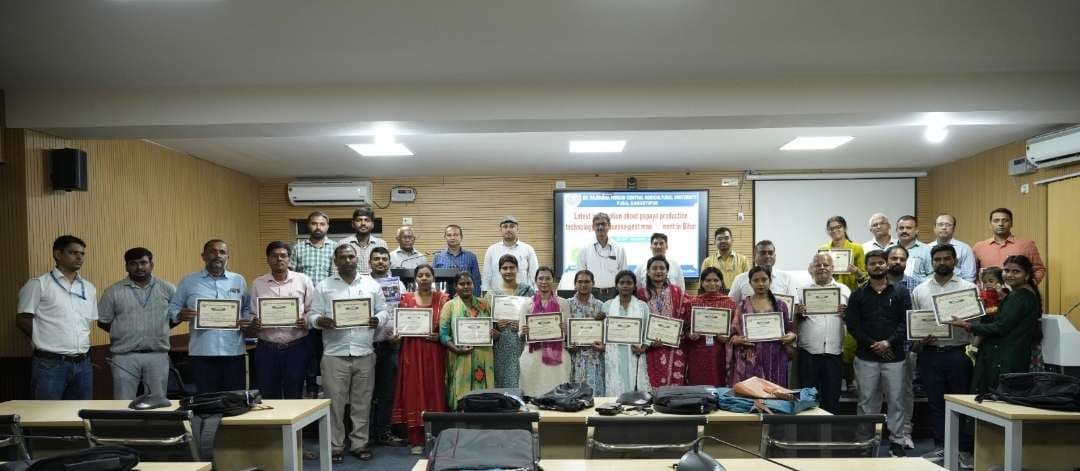 Samastipur : पपीता के बेहतर उत्पादन के लिए रोगरोधी प्रभेदों का चयन जरूरी :  डॉ. रत्नेश