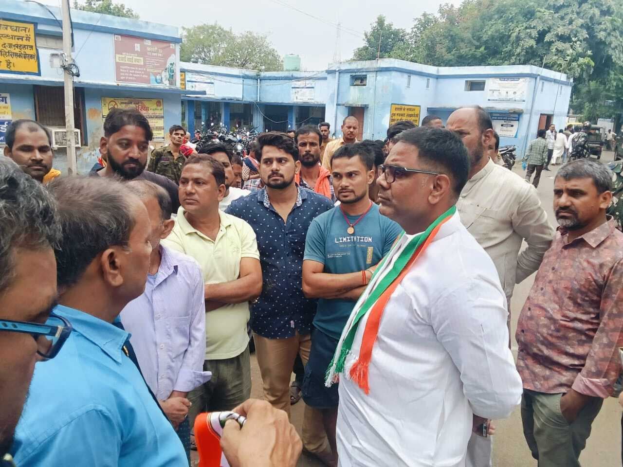 बड़वा के पास पुल में फंसा मिला युवक का शव, हत्या की आशंका