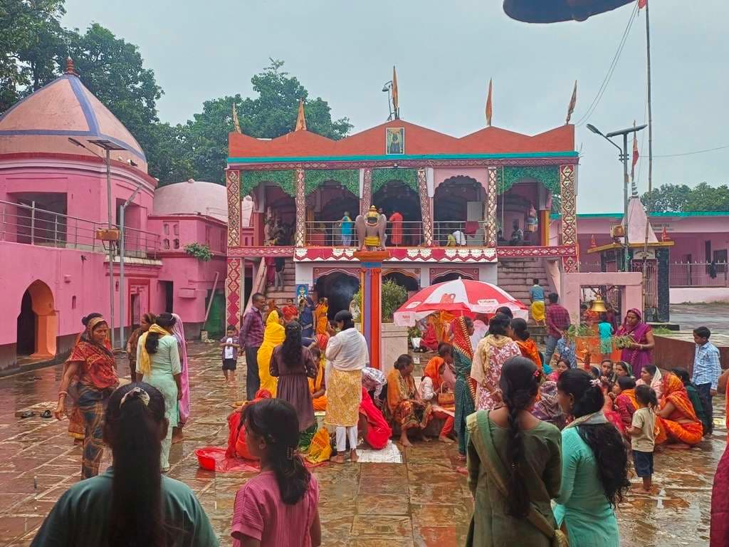 मंदिरों में श्रद्धा और भक्ति के साथ मनाई गई अक्षय नवमी