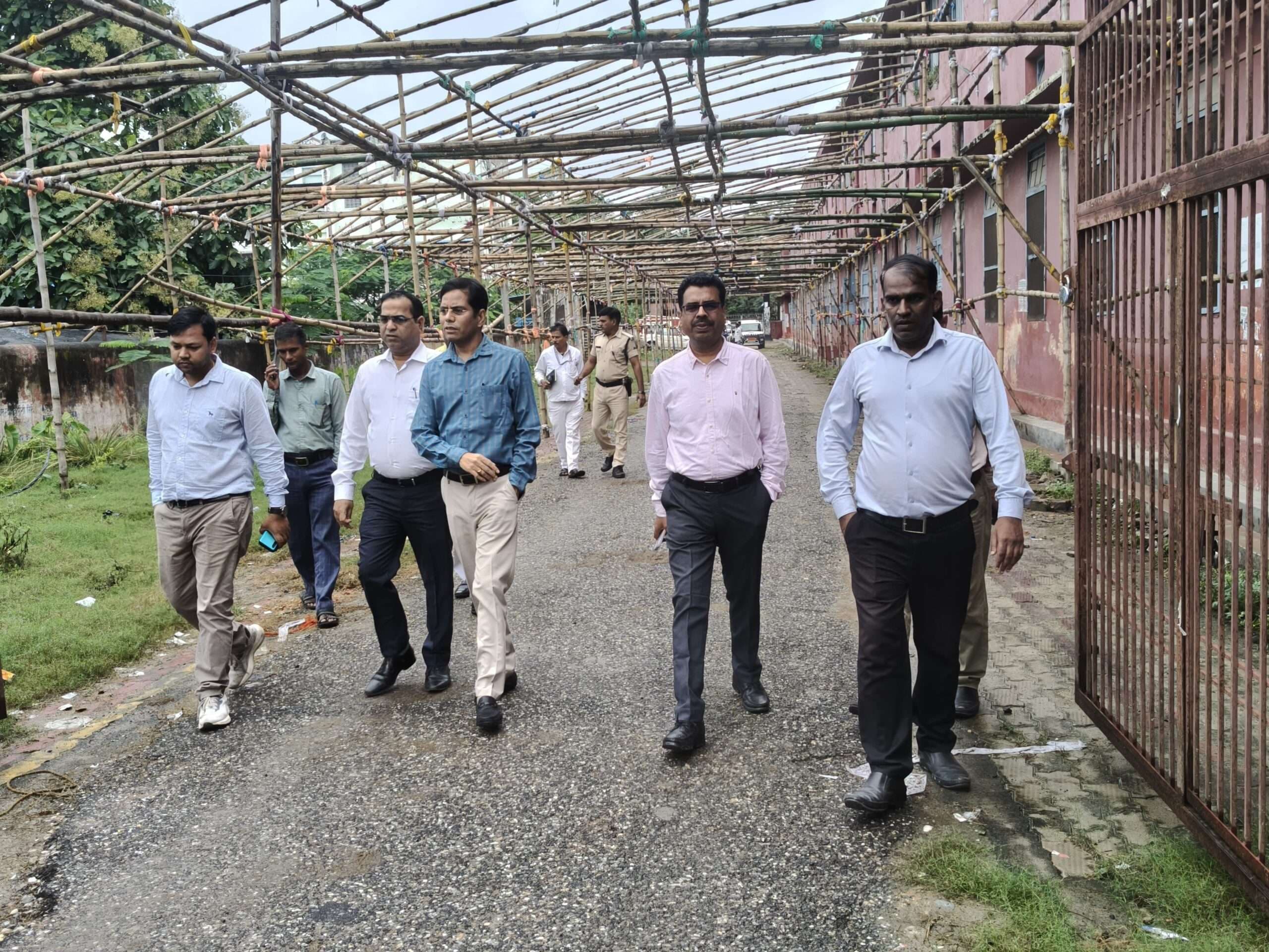 Motihari: एमएस कॉलेज मतगणना केंद्र का डीडीसी ने किया निरीक्षण
