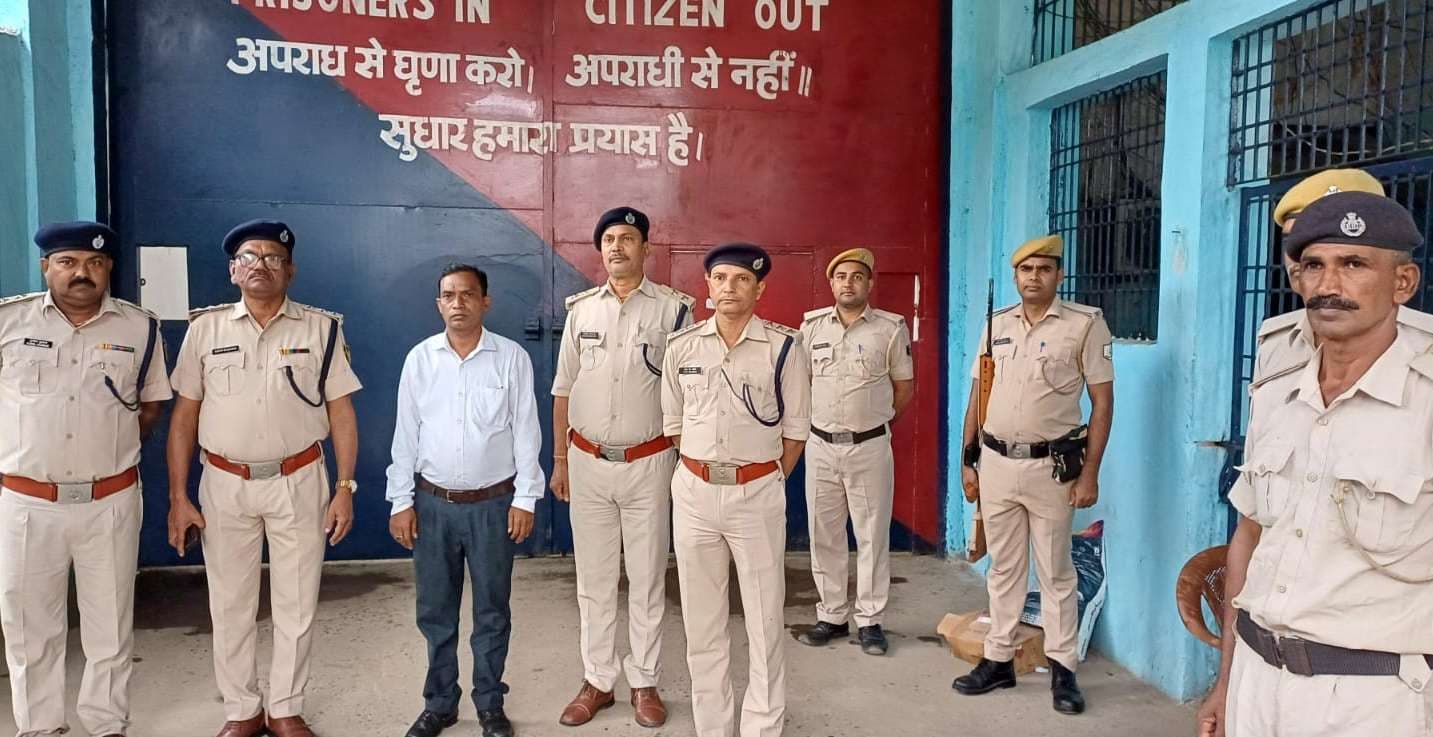 प्राधिकार के सचिव ने केंद्रीय कारा का किया निरीक्षण