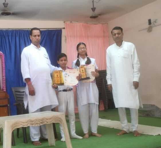 क्षेत्रीय गणित मेले में महेंद्र मुनि को मिले दो पदक