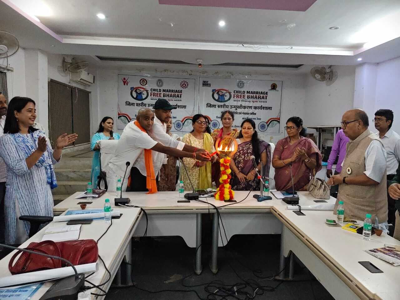 Deoghar news : बाल विवाह की रोकथाम में प्रशासन के साथ समाज के हर व्यक्ति की सहभागिता जरूरी : डीएसडब्ल्यूओ