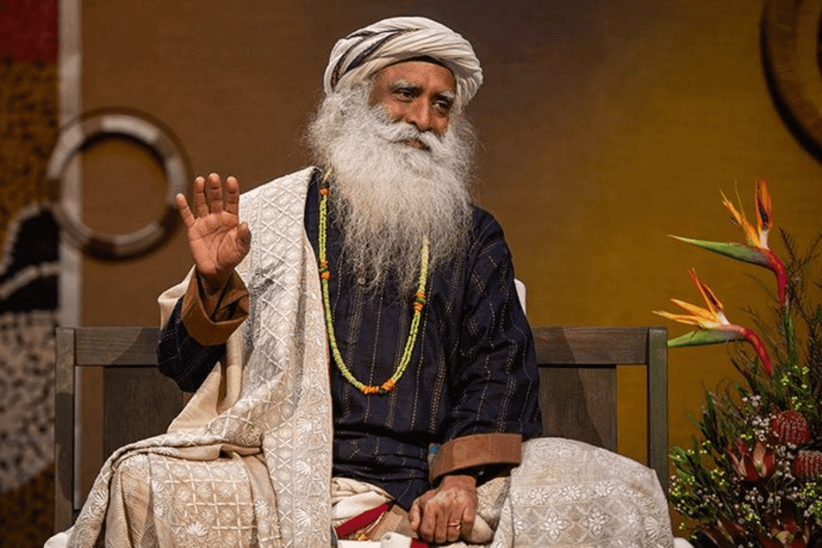 Sadhguru: सास चाहती है कि बहू बदले, बहू चाहती है कि सास बदले - बदलाव की इच्छा पर सद्गुरु ने शेयर किए विचार