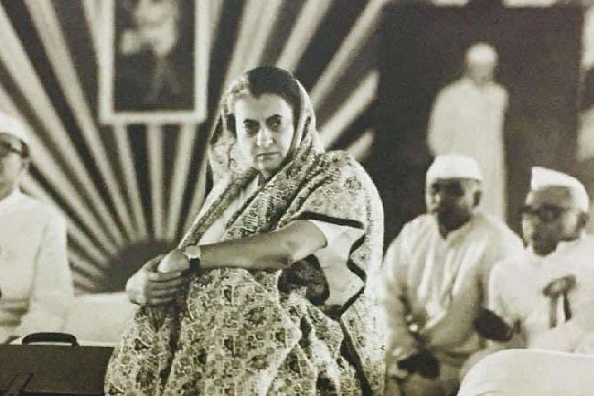 Indira Gandhi Assassination : सुबह करीब 9 बजे इंदिरा गांधी को मारी गई गोली, दोपहर 2 बजकर 23 मिनट पर निधन की घोषणा, क्या हुआ इस बीच