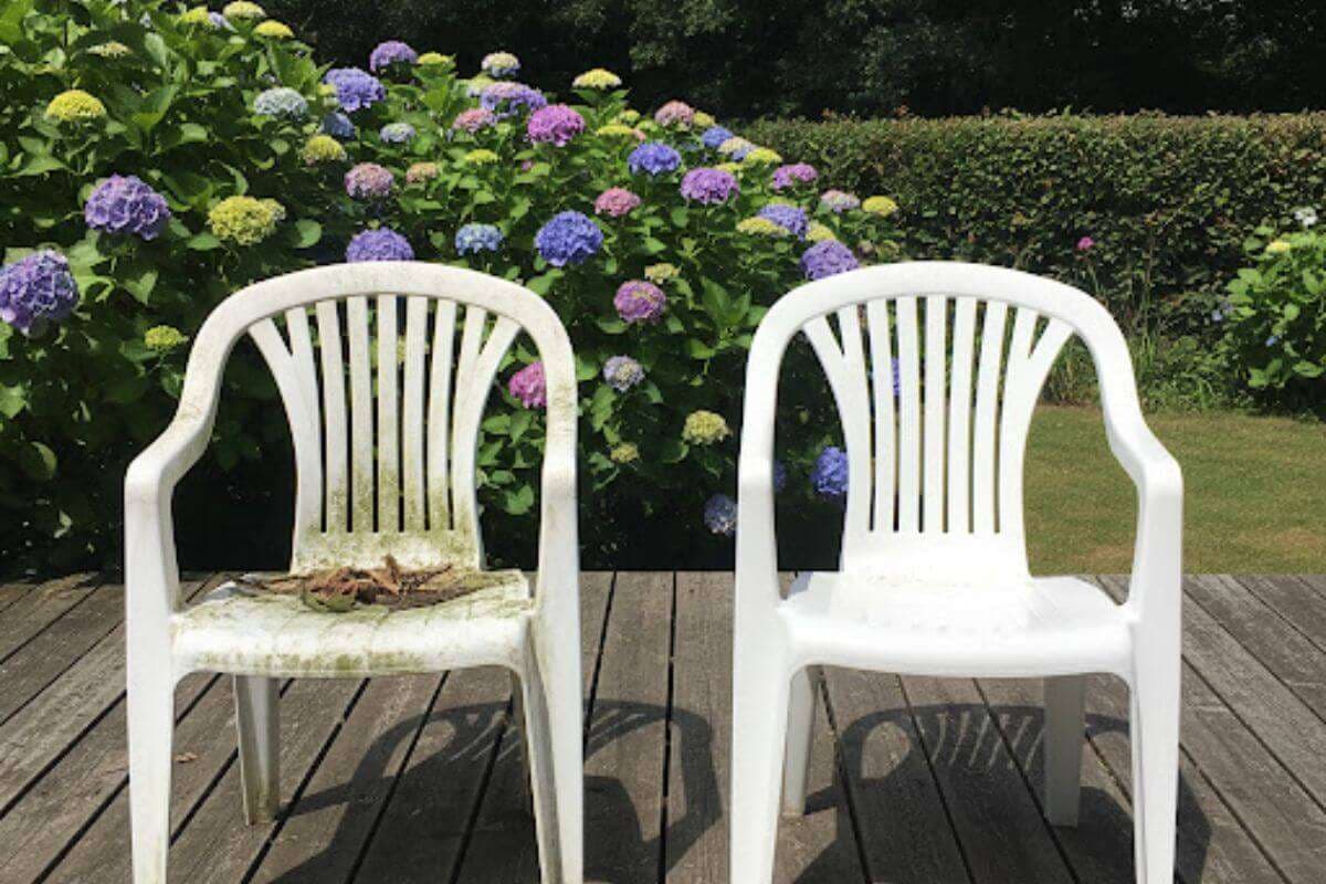 How To Clean Plastic Chair: प्लास्टिक चेयर पर जमे दाग को हटाएं, अपनाएं ये आसान क्लीनिंग टिप्स