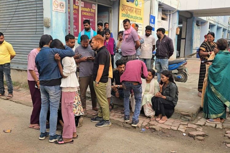 एग्जिट पोल के लिए बिहार आए MP के 3 लोगों की मौत, सड़क हादसे में गई जान