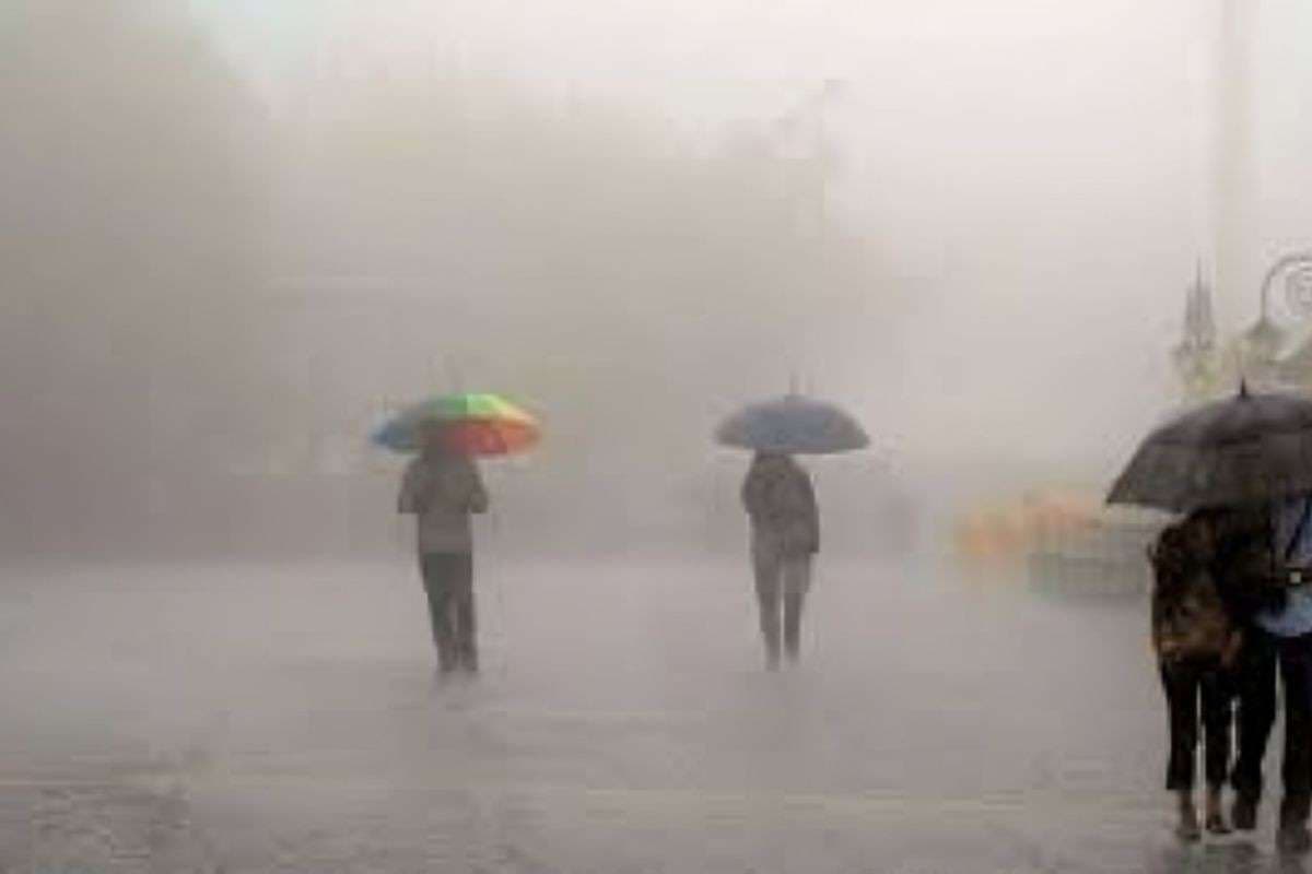 Aaj Bihar Ka Mausam: बिहार में रेन अलर्ट,ठंडी हवाओं से बदला मौसम का मिजाज,ठंड बढ़ी