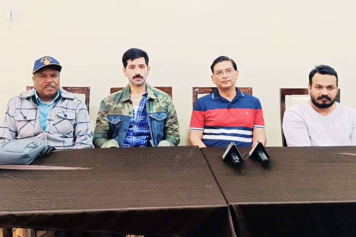 बड़े पर्दे पर दिखेगी 1971 के वीर शहीद अलबर्ट एक्का की बहादुरी, शूटिंग गुमला में