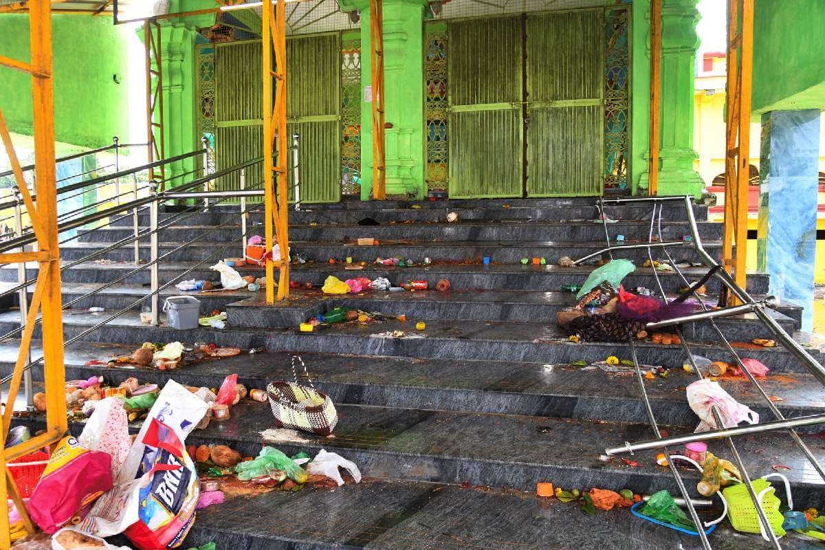 Andhra Temple Stampede : संकरा गेट और ठसाठस भीड़, आंध्र प्रदेश के मंदिर में ऐसे मची भगदड़