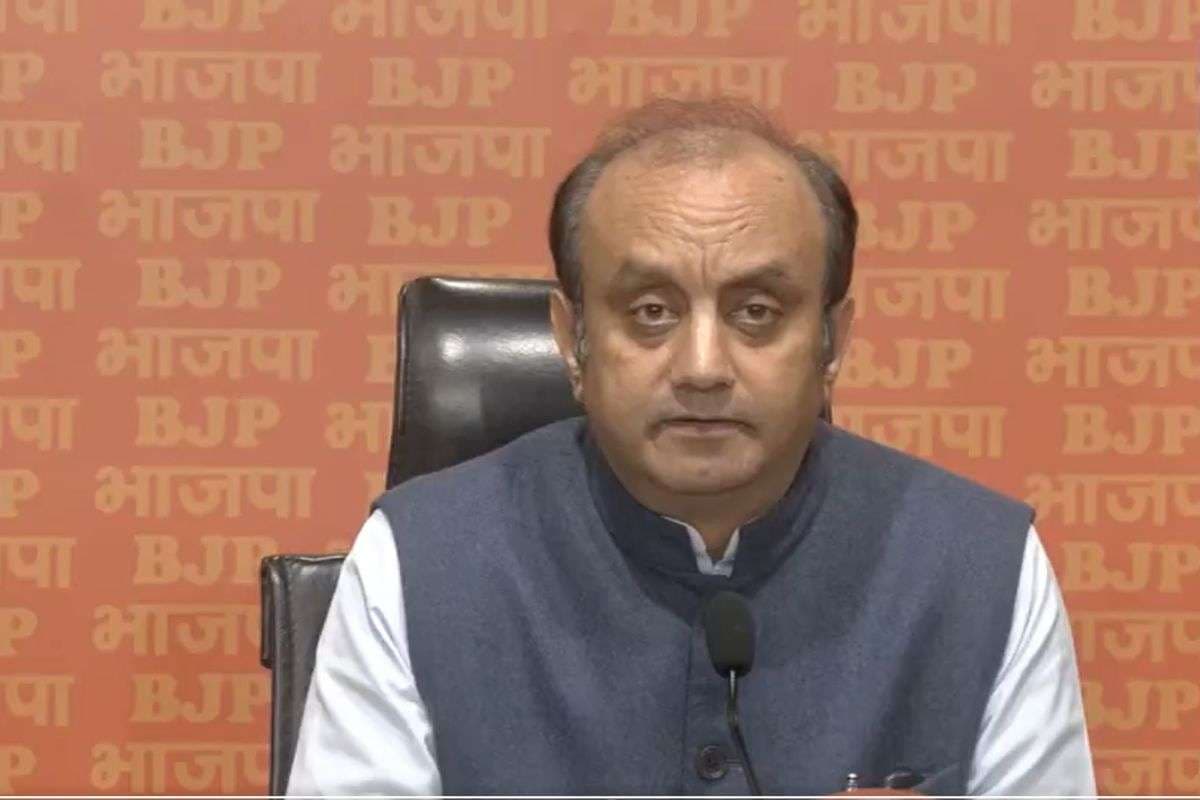 Irfan Ansari Statement: इरफान अंसारी के बंधक वाले बयान पर बीजेपी का जोरदार हमला, INDIA अलायंस से पूछा- क्या संविधान खतरे में नहीं है?