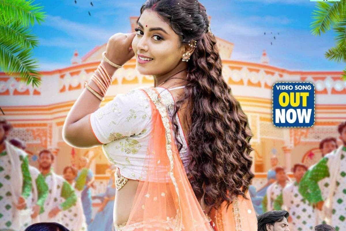 Bhojpuri Song: कमाई करने जा रहे पति से दूर होने पर रो पड़ी माही श्रीवास्तव, ‘पिया बहरा ना जाई जी’ गाना सुन भावुक हुए फैंस