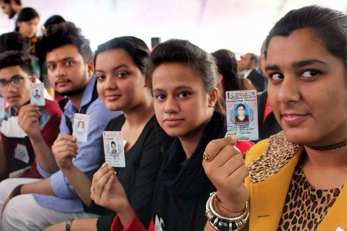 Bihar Elections 2025: बिहार चुनाव में पहली बार वोट डालने वाले जेन-जी तय करेगी जीत-हार?