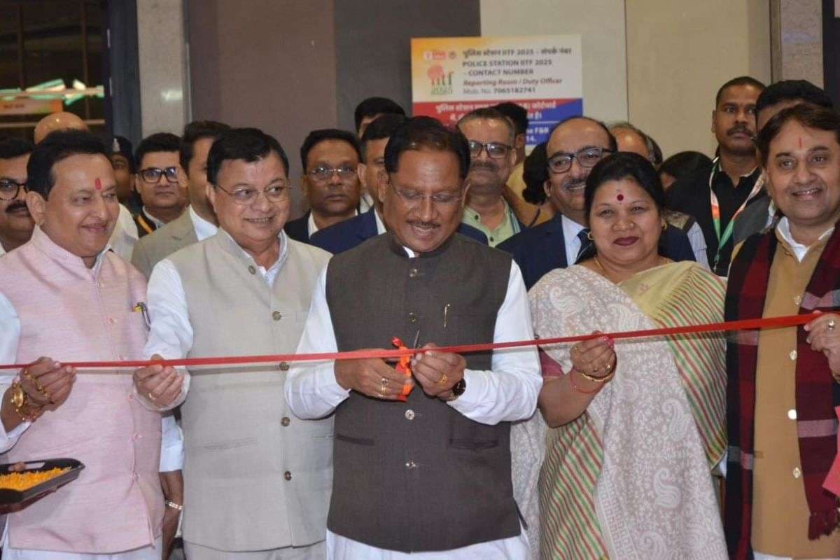 अंतरराष्ट्रीय व्यापार मेले में CM विष्णुदेव साय ने छत्तीसगढ़ पेवेलियन का किया अवलोकन