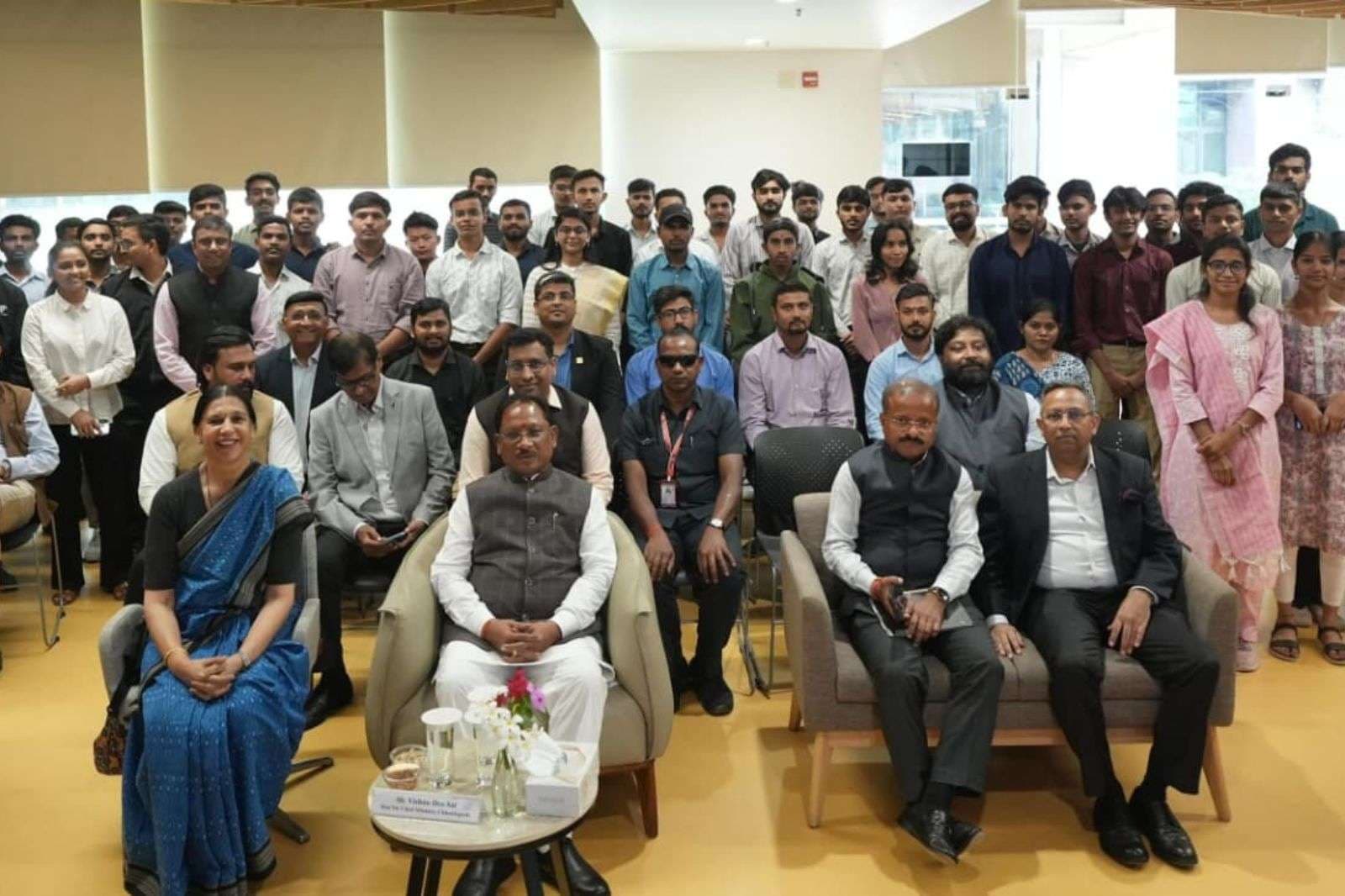 छत्तीसगढ़ में हर साल 10,000 युवा सीखेंगे आधुनिक तकनीक, ITI कॉलेजों में आएगा बड़ा बदलाव, CM साय ने किया NAMTECH का भ्रमण