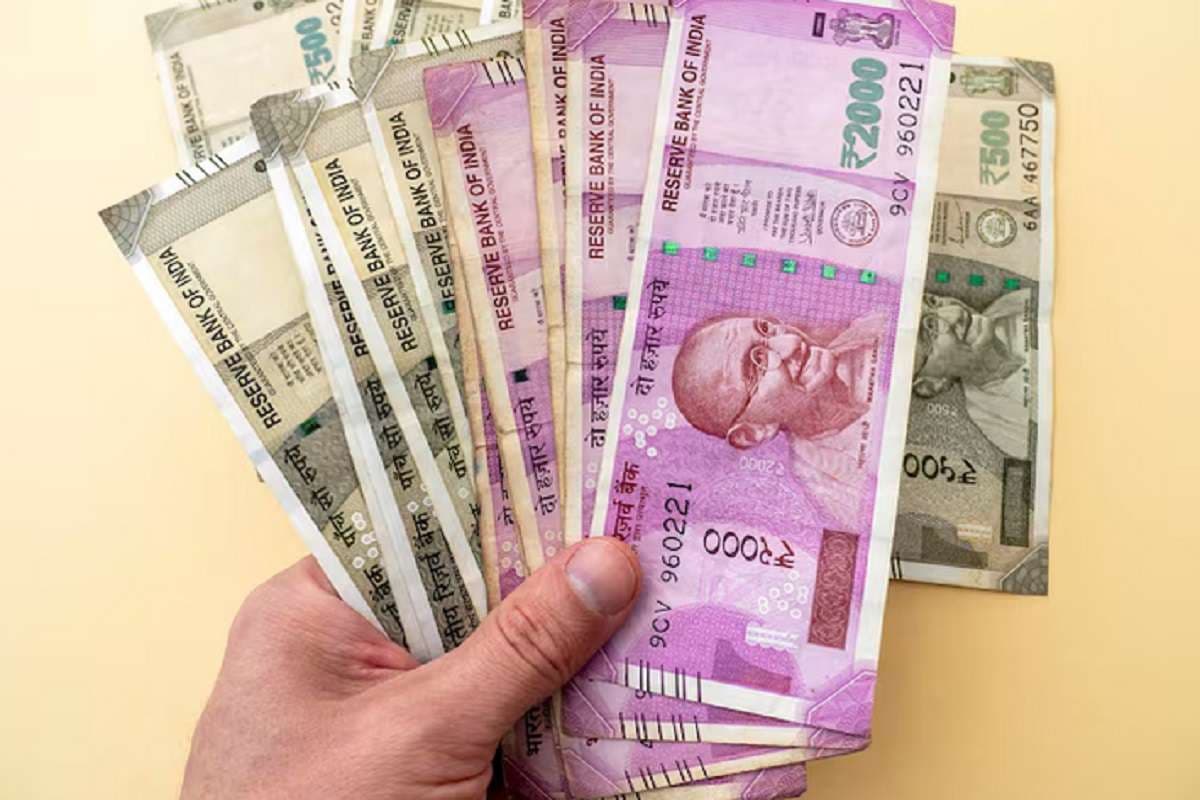 डेट म्यूचुअल फंड में आ गई बाढ़, अक्टूबर में 1.6 लाख करोड़ रुपये का नेट इनफ्लो दर्ज