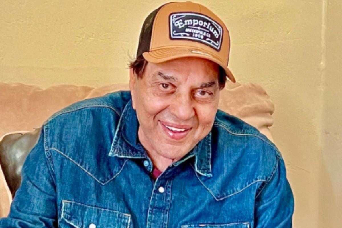 Dharmendra Latest Health Update: फैंस के लिए राहत भरी खबर, धर्मेंद्र पर इलाज का हो रहा असर, सनी देओल की टीम ने दी हेल्थ अपडेट