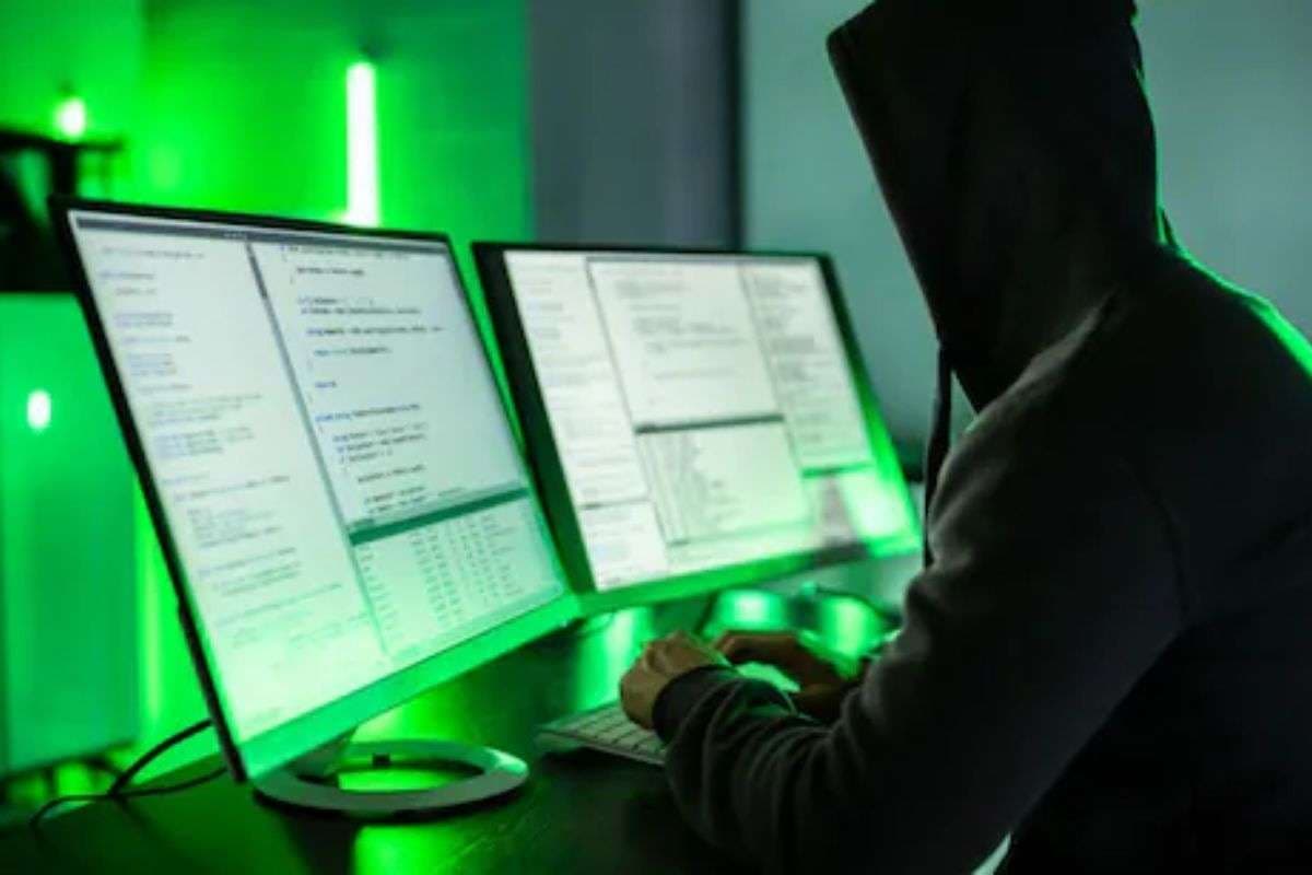 'आपके नाम पर वारंट इश्यू हुआ है, मनी लांड्रिंग का केस है', टीचर को डिजिटल अरेस्ट कर 13 लाख रुपये उड़ाए