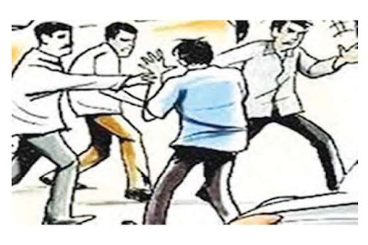 नवादा में पार्टी विशेष को नहीं दिया वोट तो घर में घुसकर पीटा, मुखिया प्रतिनिधि गिरफ्तार