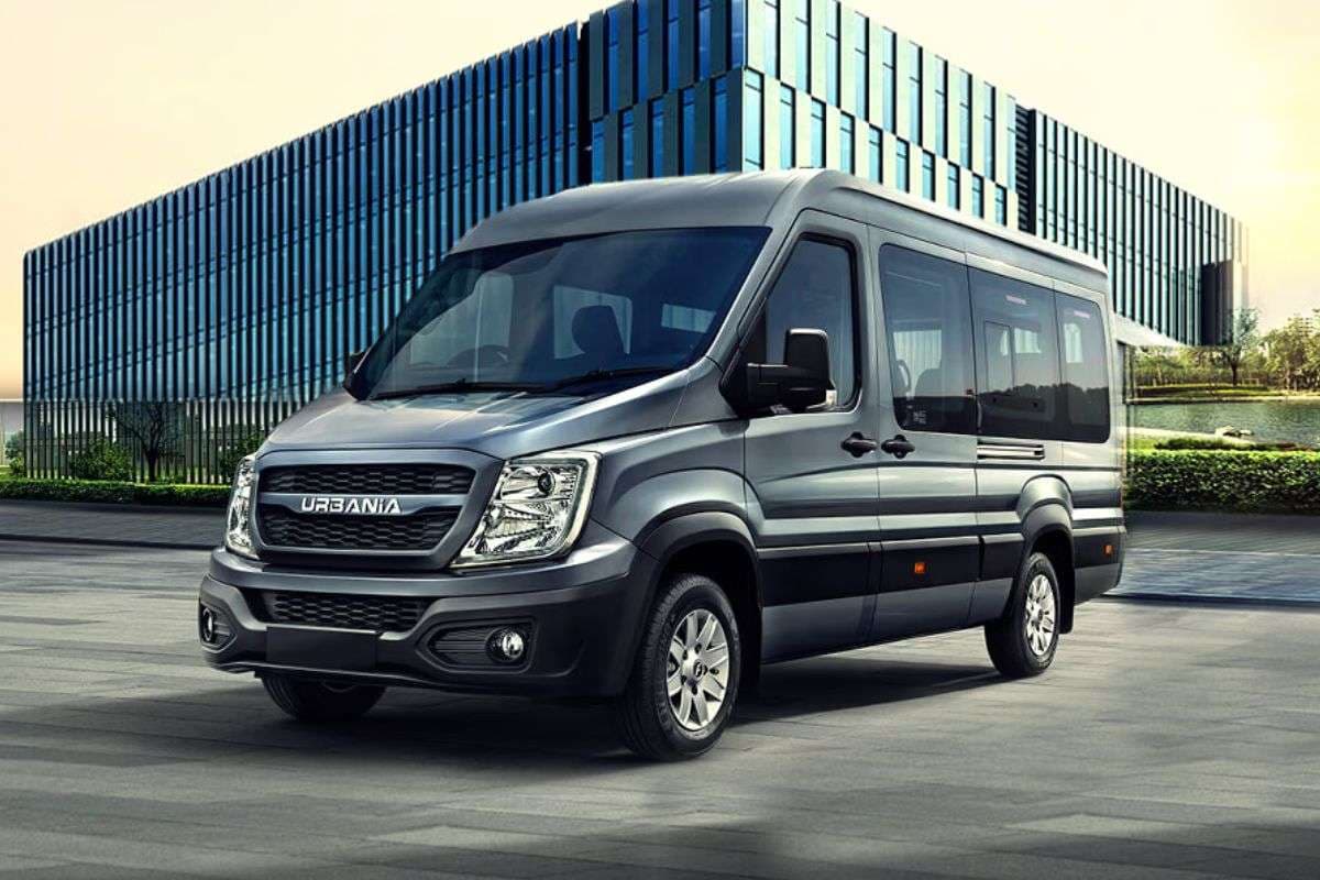 17 सीटों वाली किफायती सवारी, फैमिली वेकेशन से लेकर बिजनेस ट्रिप बनेगा यादगार