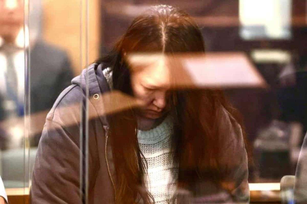 कलियुगी मां! बच्चों को मारा और सूटकेस में डालकर फेंक दिया, 4 साल बाद दूसरे देश में पकड़ी गई, जज ने सुनाई ऐसी भयानक सजा