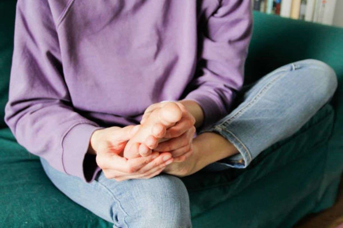 Home Remedies for Heel Pain: मिनटों में छू-मंतर होगा एड़ी का दर्द, बस करना होगा ये उपाय