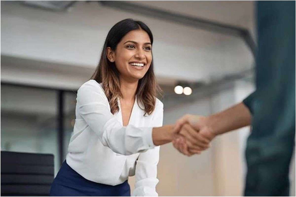 How to Get Respect from Everyone: हर जगह आपका होगा सम्मान, बस अपनाएं ये 5 आदतें