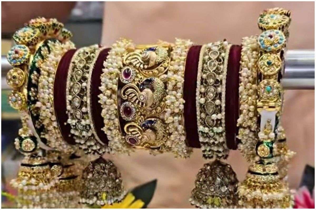 Latest Kundan Bangles Designs 2026: कुंदन चूड़ियों के 5 ट्रेंडिंग कलर कॉम्बिनेशन,जो आपके लुक को देंगे परफेक्ट मैच