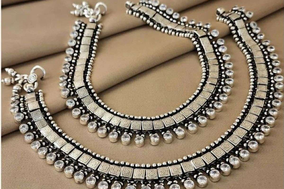Latest Silver Payal Designs:शादी से पहले जरूर देखें ये लेटेस्ट सिल्वर पायल कलेक्शन