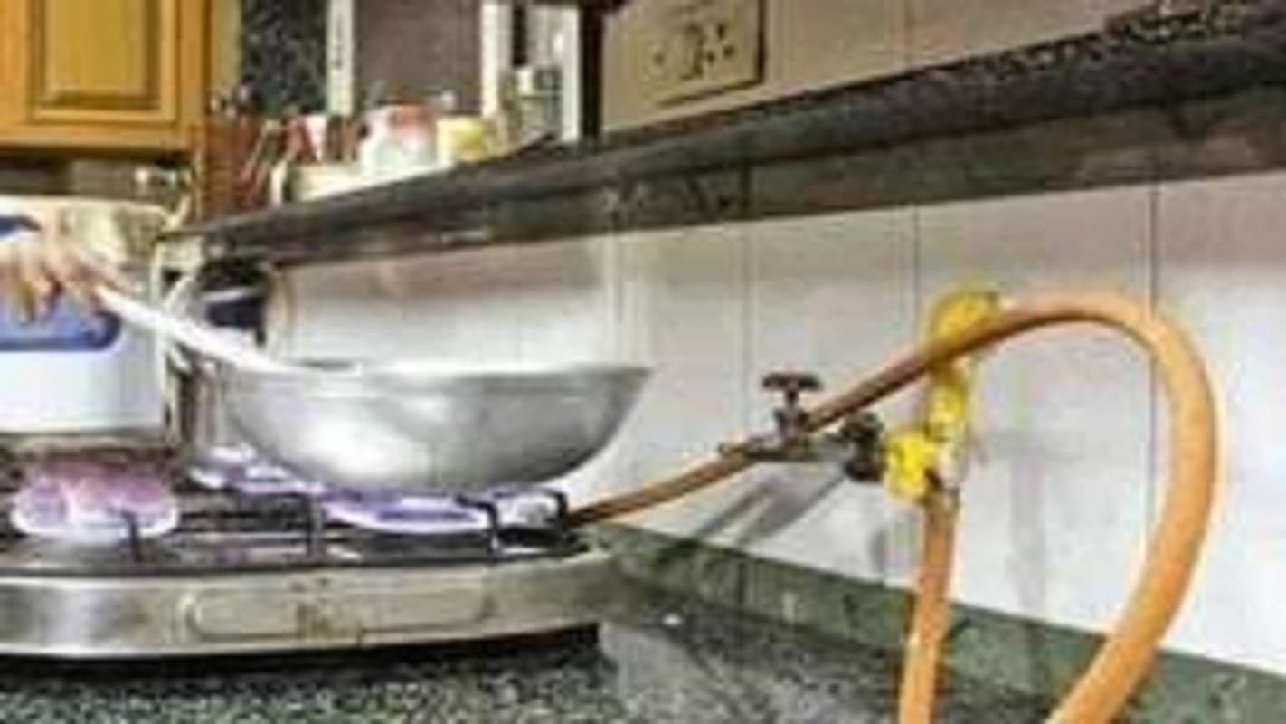 Bihar News: पटना में अगस्त तक शुरू होगी पीएनजी सप्लाई, बिहटा से नौबतपुर तक बिछ रहा पाइप लाइन