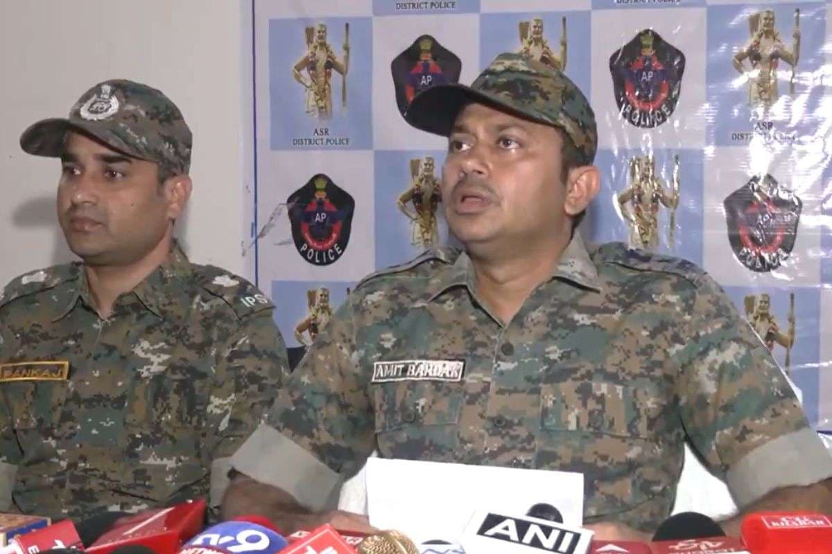 Andhra Pradesh Naxal Encounter: आंध्र प्रदेश में माडवी हिडमा के बाद एक और टॉप नक्सली ढेर, भारी मात्रा में हथियार बरामद