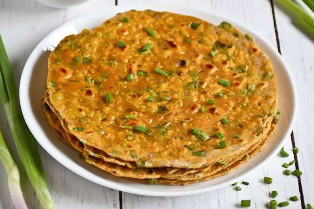 Spring Onion Paratha Recipe: बस 15 मिनट में बनाएं नरम-खुशबूदार स्प्रिंग अनियन पराठा – खाने वाले उंगलियां चाटते रह जाएंगे