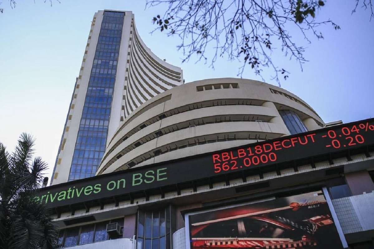 Stock Market Outlook: अगले हफ्ते शेयरों में संभलकर लगाएंगे पैसा, रह सकता है उतार-चढ़ाव का दौर