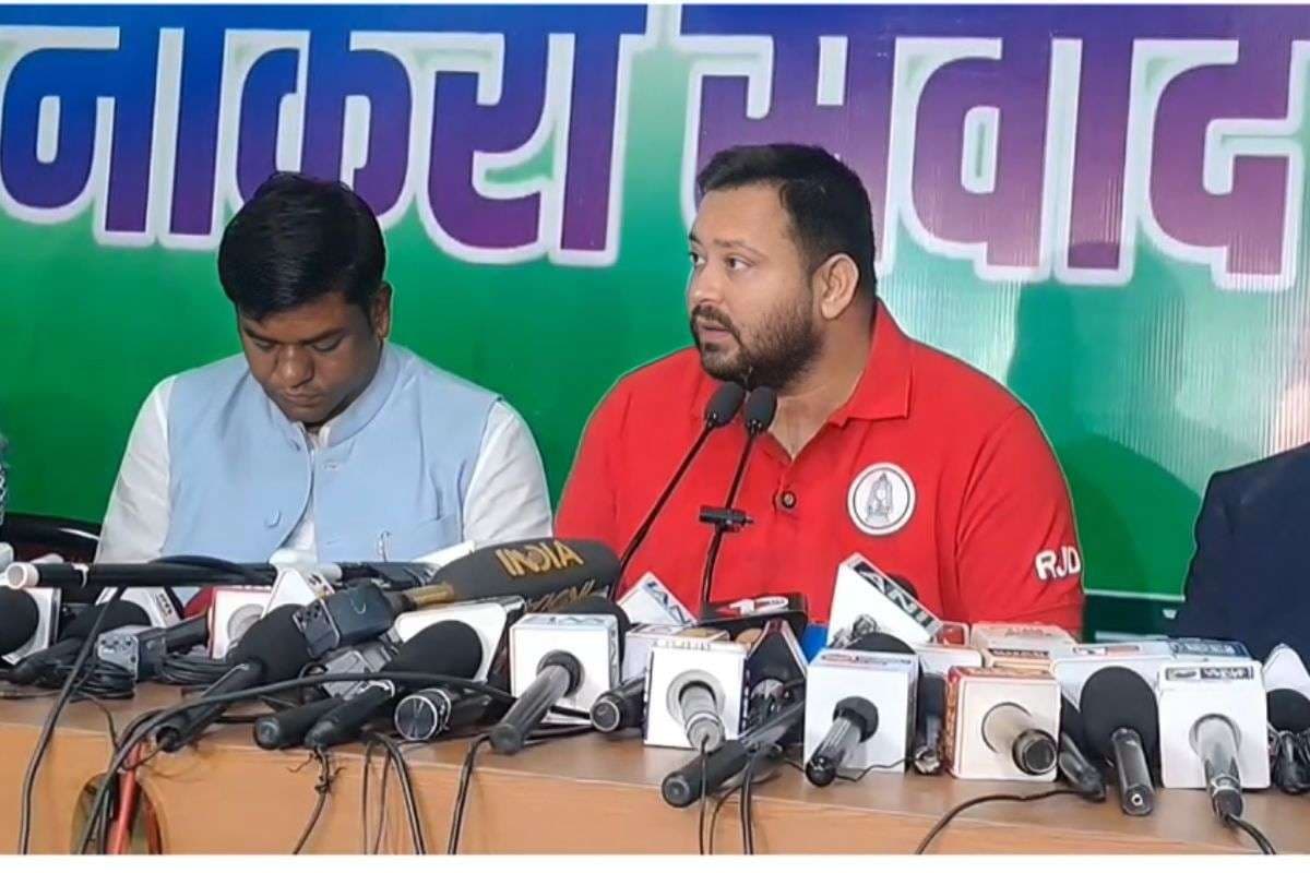 Bihar Elections 2025: पहले चरण की वोंटिंग से पहले तेजस्वी यादव का बड़ा दांव, महिलाओं को 30 हजार, किसानों को बोनस और मिलेगी फ्री बिजली