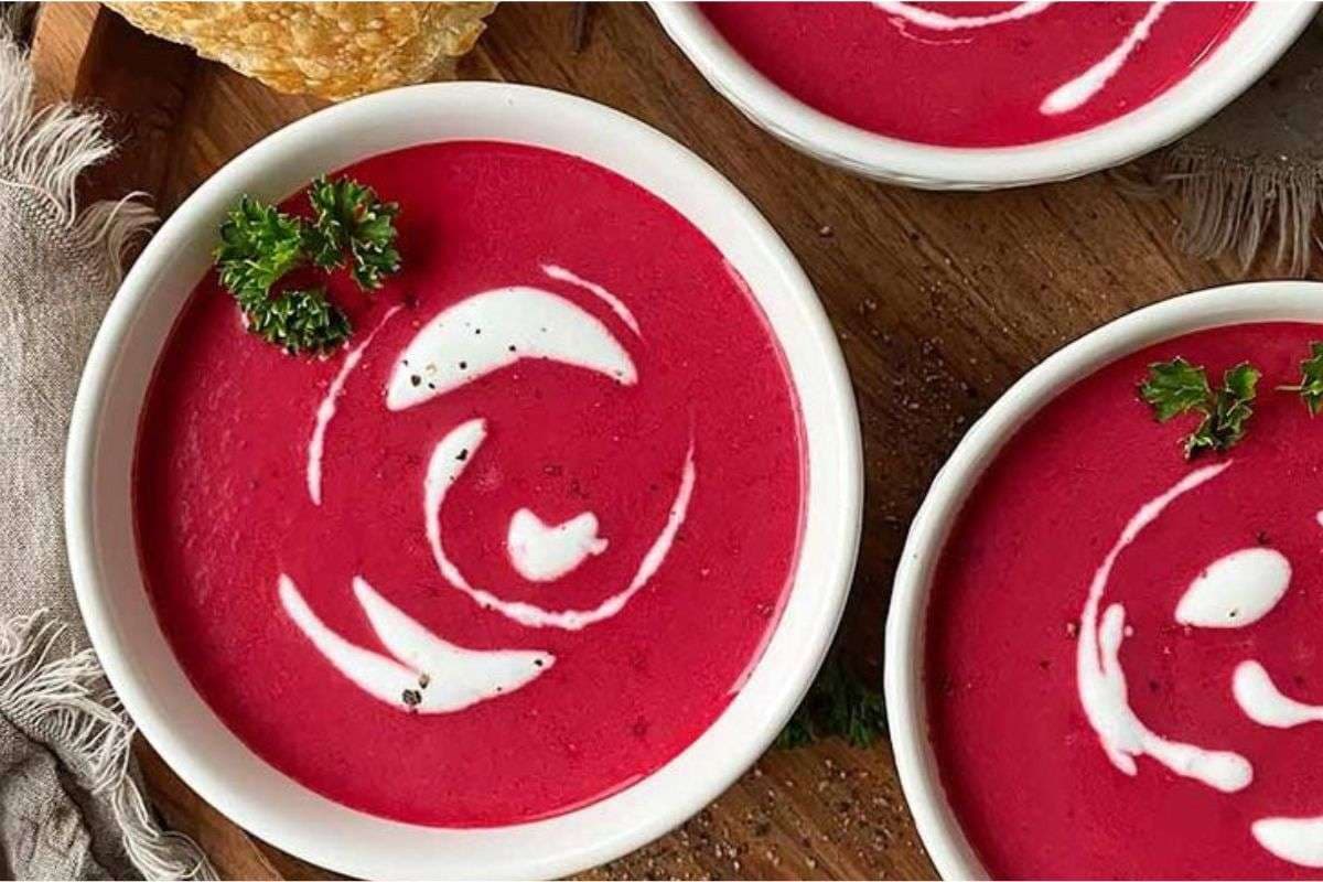 Tomato Beetroot Soup: आयरन का पावरहाउस,15 मिनट में बनाएं स्वादिष्ट और हेल्दी सूप