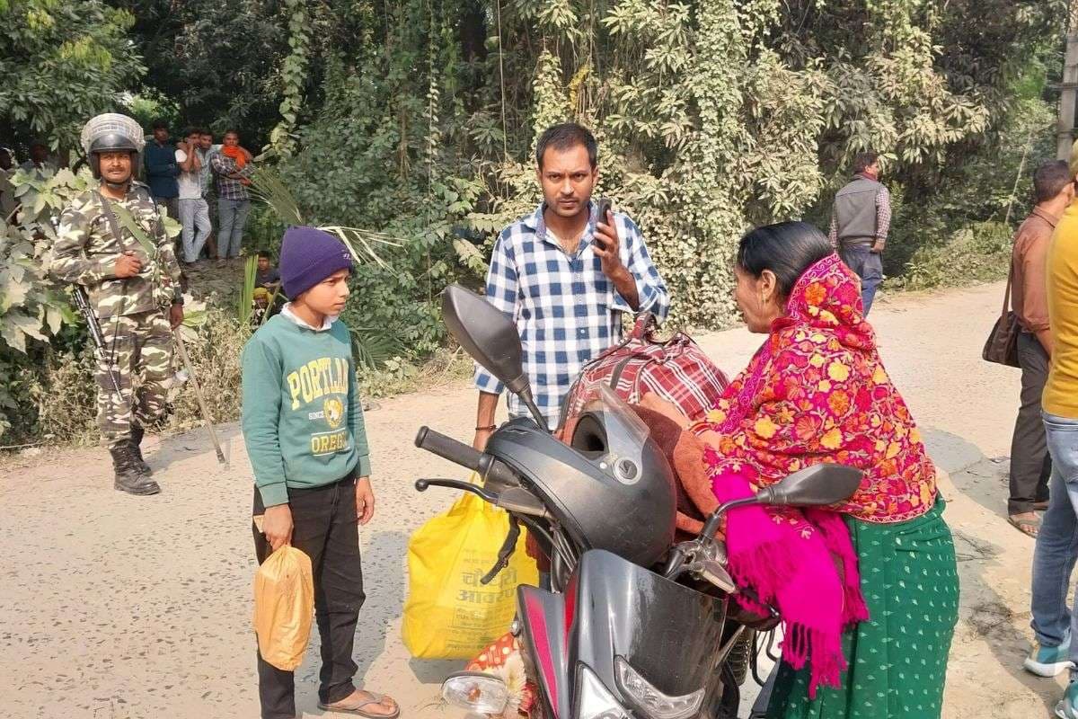 Bihar Crime News: वैशाली के एक हॉस्टल में 7 साल के मासूम की धारदार हथियार से हत्या, ग्रामीणों ने जमकर किया पथराव