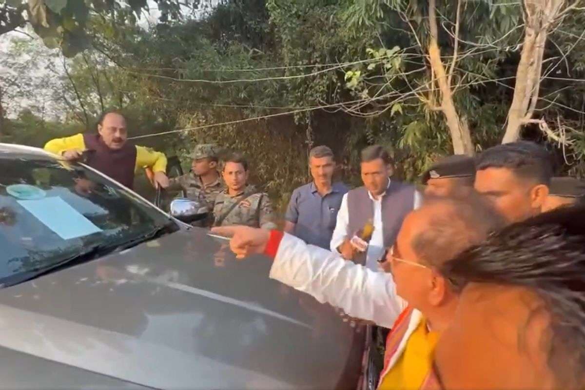 विजय सिन्हा गरजे, "तुम दारू पीके हंगामा करता है", जवाब में RJD MLC का दावा, 'चुनाव हार गए हो'