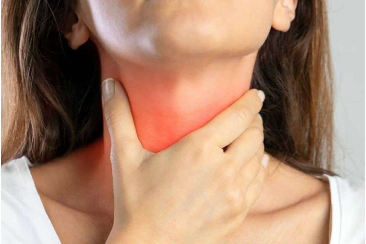 Winter Allergy Ka Gharelu Upchar: सर्दी आते ही गले में एलर्जी, बिना एंटीबायोटिक के अपनाएं ये असरदार घरेलू नुस्खे