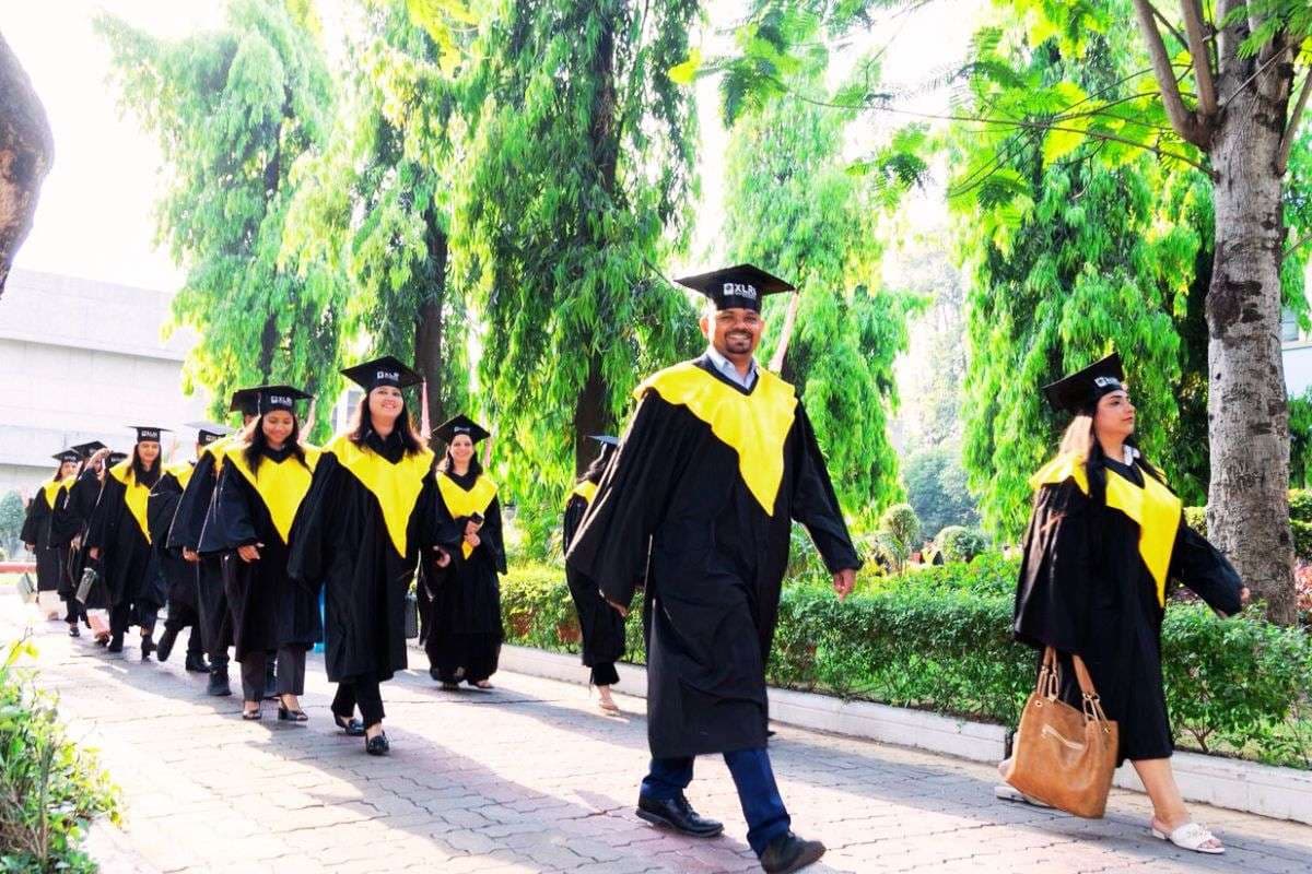 XLRI में प्रोफेशनल्स के लिए बिजनेस एनालिटिक्स और सीनियर लीडरशिप में पोस्टग्रेजुएट सर्टिफिकेट कोर्स लांच