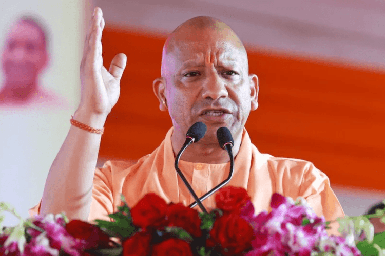 "महागठबंधन के तीन बंदर; पप्पू-टप्पू-अप्पू के रूप में...", मुजफ्फरपुर में CM योगी ने इंडी गठबंधन पर किया जोरदार हमला