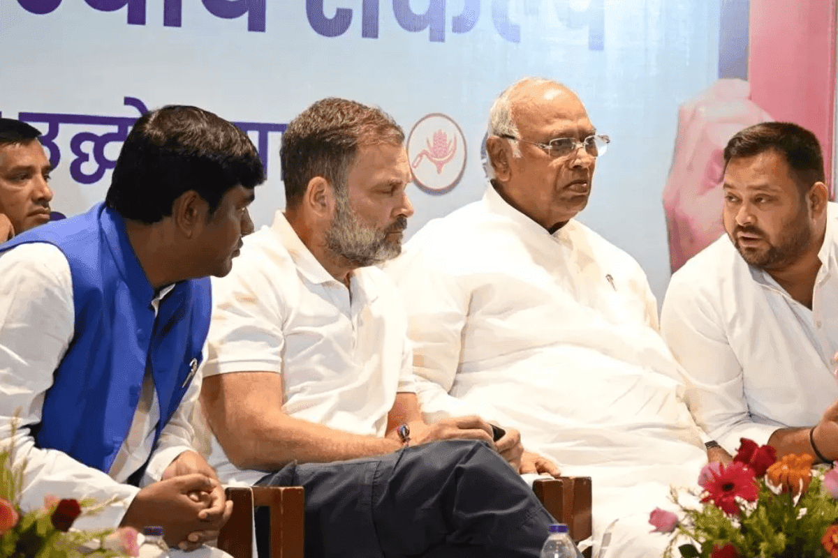 Bihar election 2025: कांग्रेस के ‘कमजोर स्ट्राइक रेट’ से महागठबंधन की राह मुश्किल! क्या कहता है चुनावी गणित?
