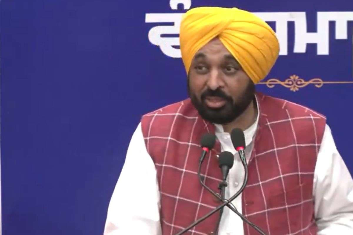 Punjab News: पंजाब में स्कूलों की बदलेगी तस्वीर, लीडरशिप ट्रेनिंग के लिए प्रिंसिपल की बैच IIM अहमदाबाद रवाना