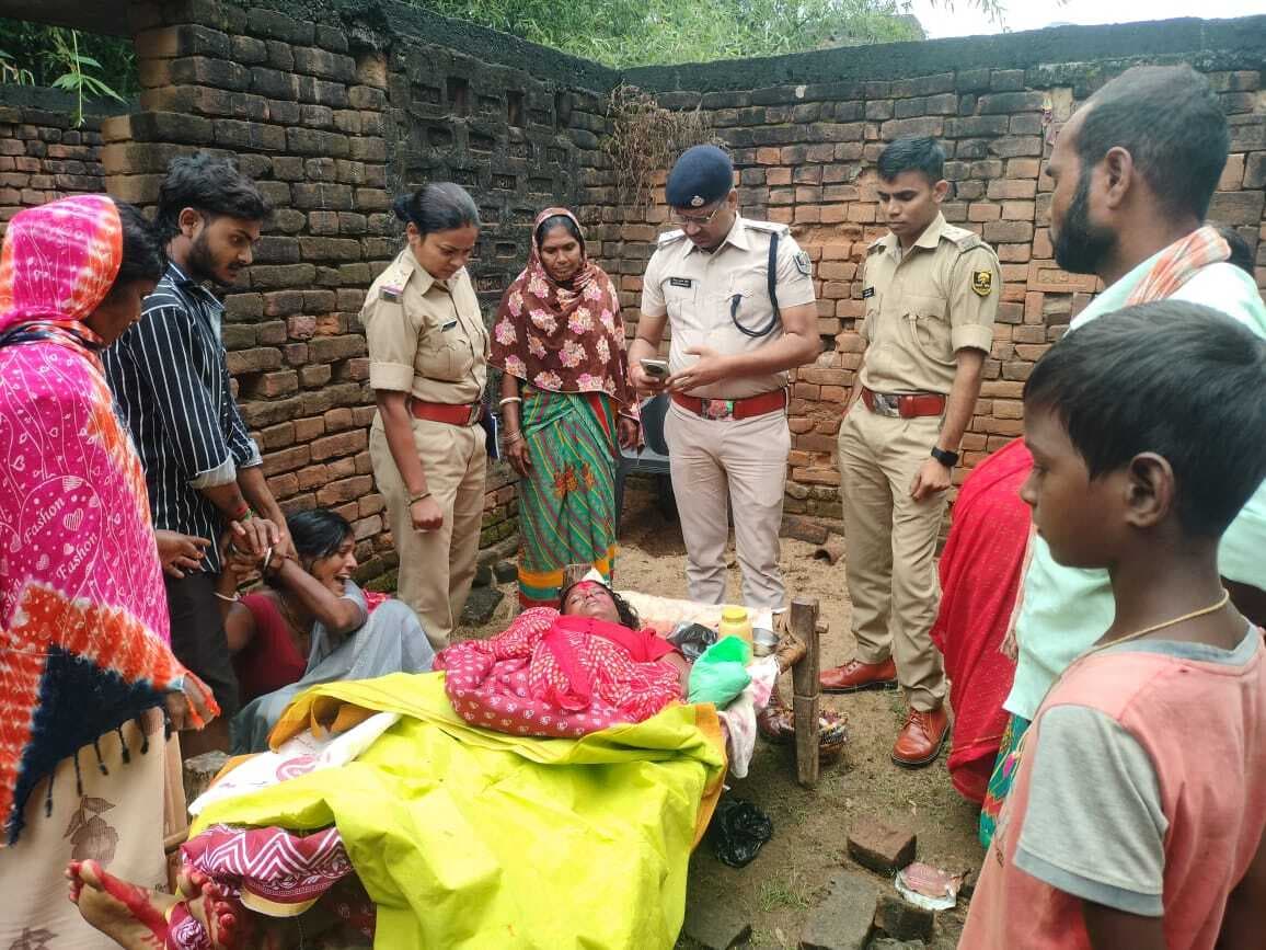 पारिवारिक विवाद में महिला ने की आत्महत्या, दो बेटों ने देखा फांसी पर झूलता शव