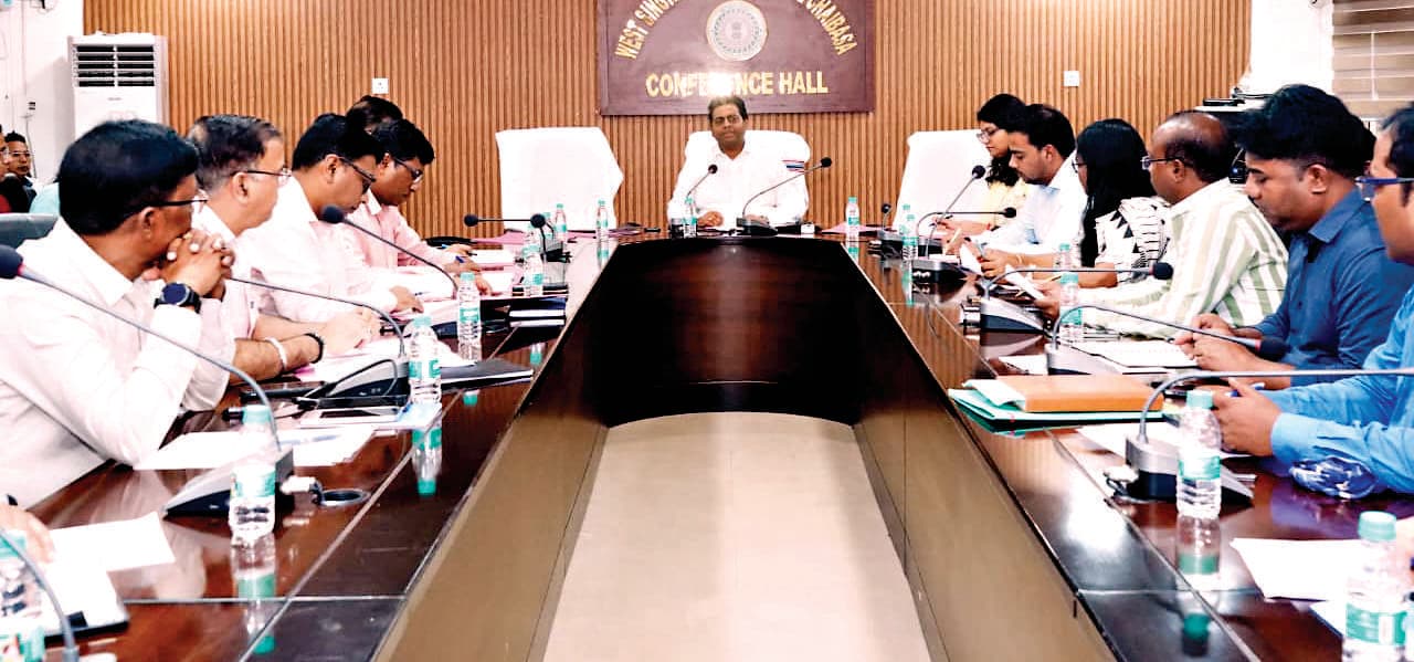 Chaibasa News : 11 से रोज होंगे कार्यक्रम, कार्यालयों की सफाई व सजावट के आदेश
