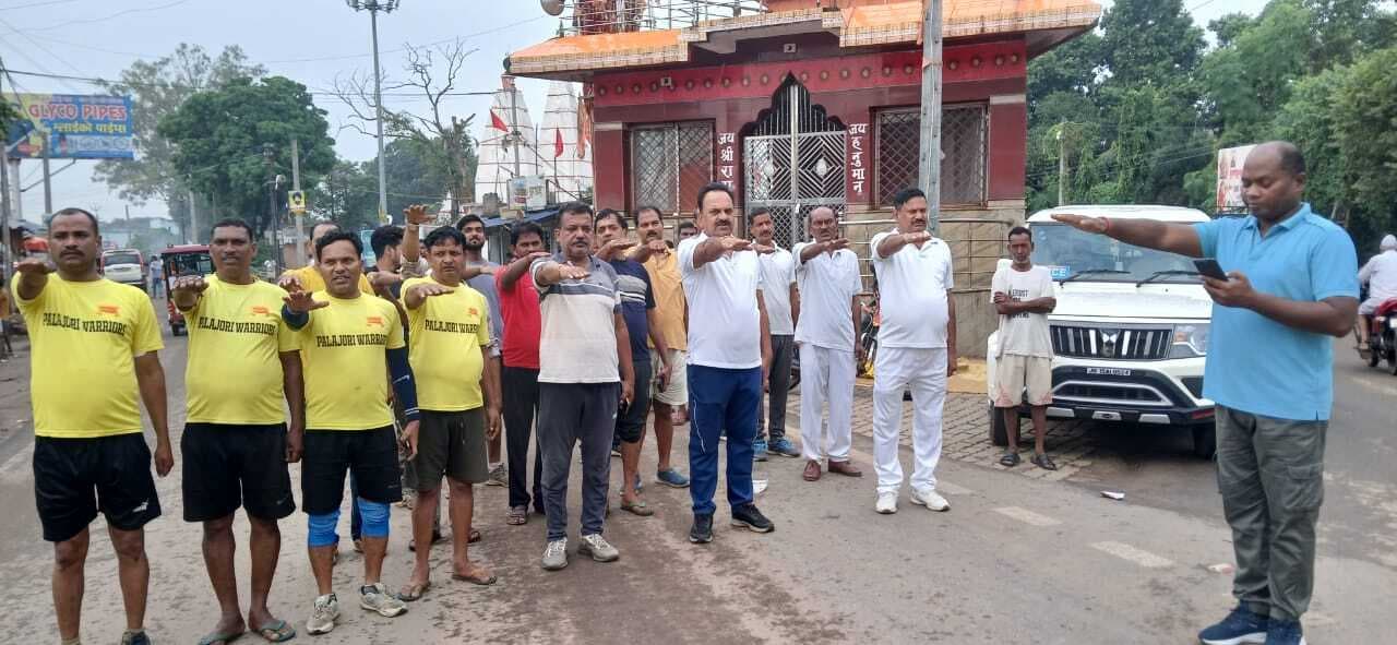 रन फॉर यूनिटी के तहत पुलिस पदाधिकारी व युवाओं ने लगायी दौड़