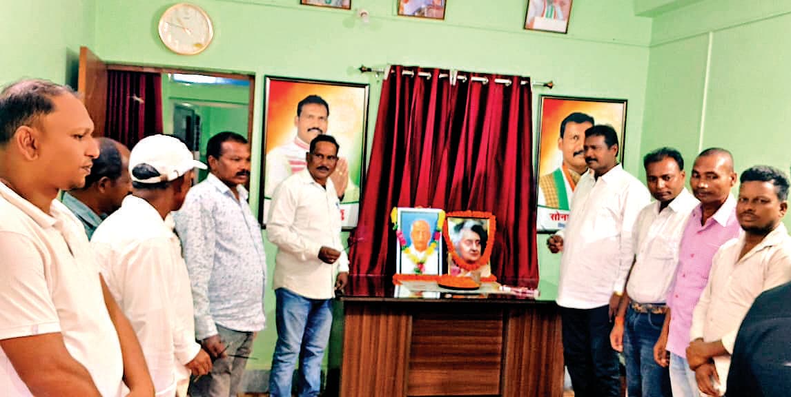 Chaibasa News : लौह पुरुष व आयरन लेडी के समर्पण व बलिदान अविस्मरणीय: सोनाराम सिंकू
