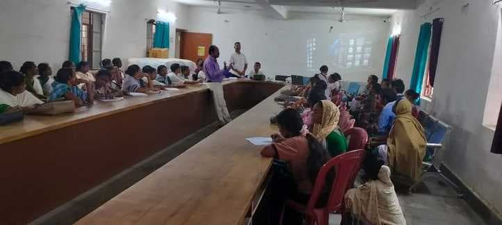 कुष्ठ रोग का इलाज संभव, गांव-गांव सर्वे करने के निर्देश