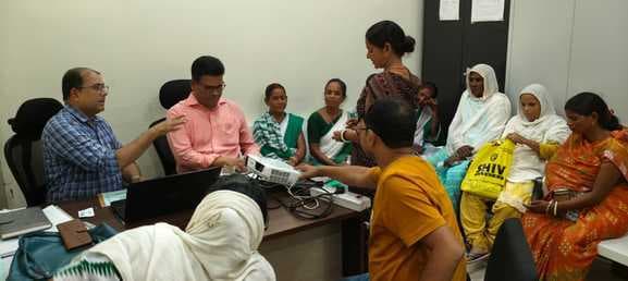 सहियाओं को मलेरिया रोकथाम व बचाव के उपायों की दी जानकारी